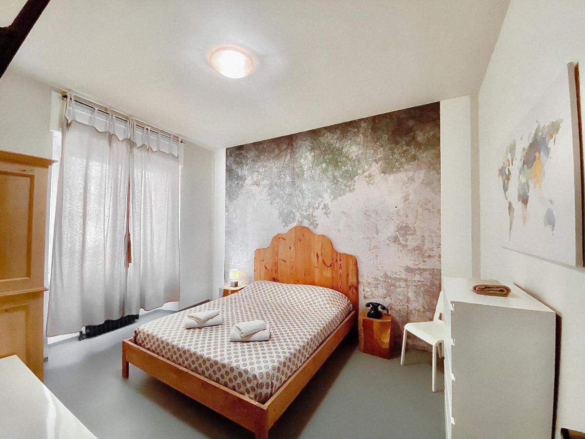ホテル Tra Piazza Erbe E Piazza Bra Raffinata Maison ヴェローナ エクステリア 写真