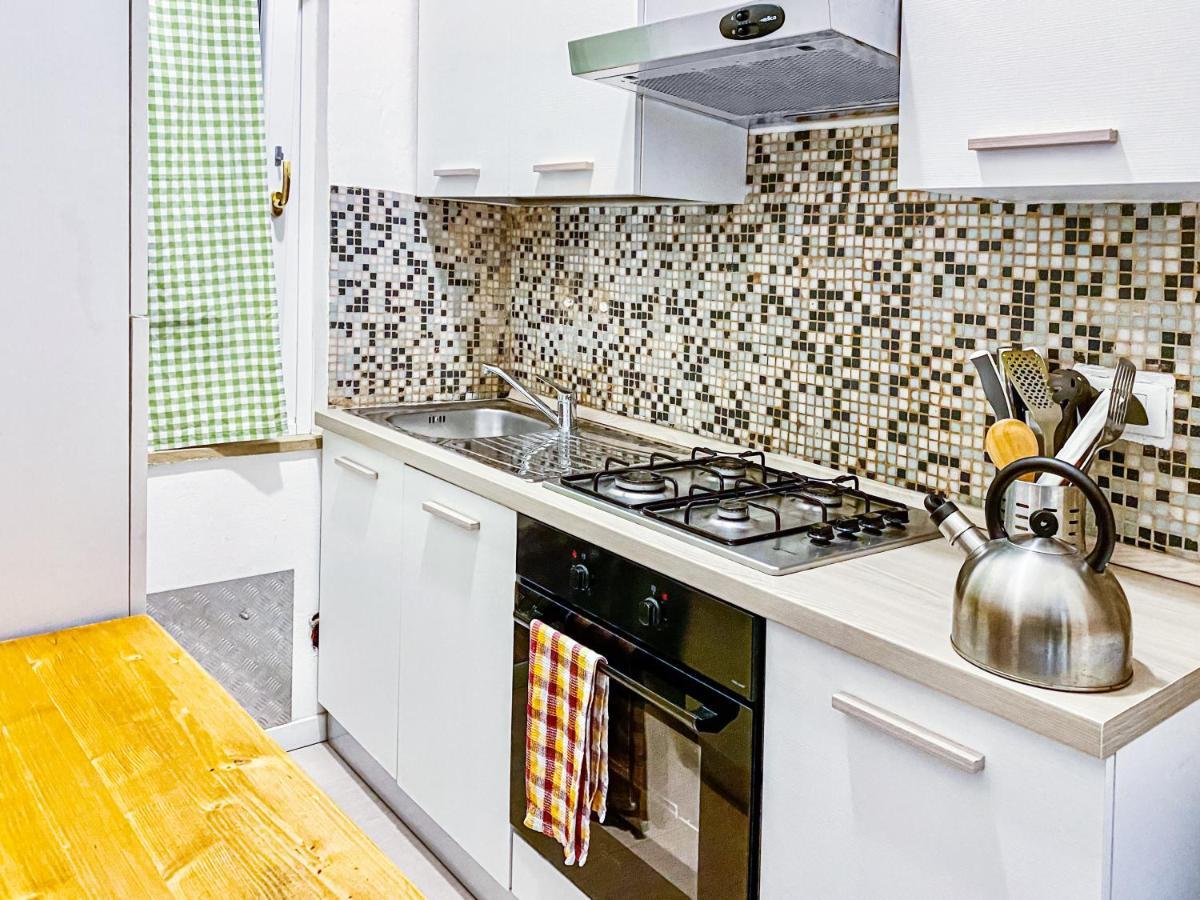 ホテル Tra Piazza Erbe E Piazza Bra Raffinata Maison ヴェローナ エクステリア 写真