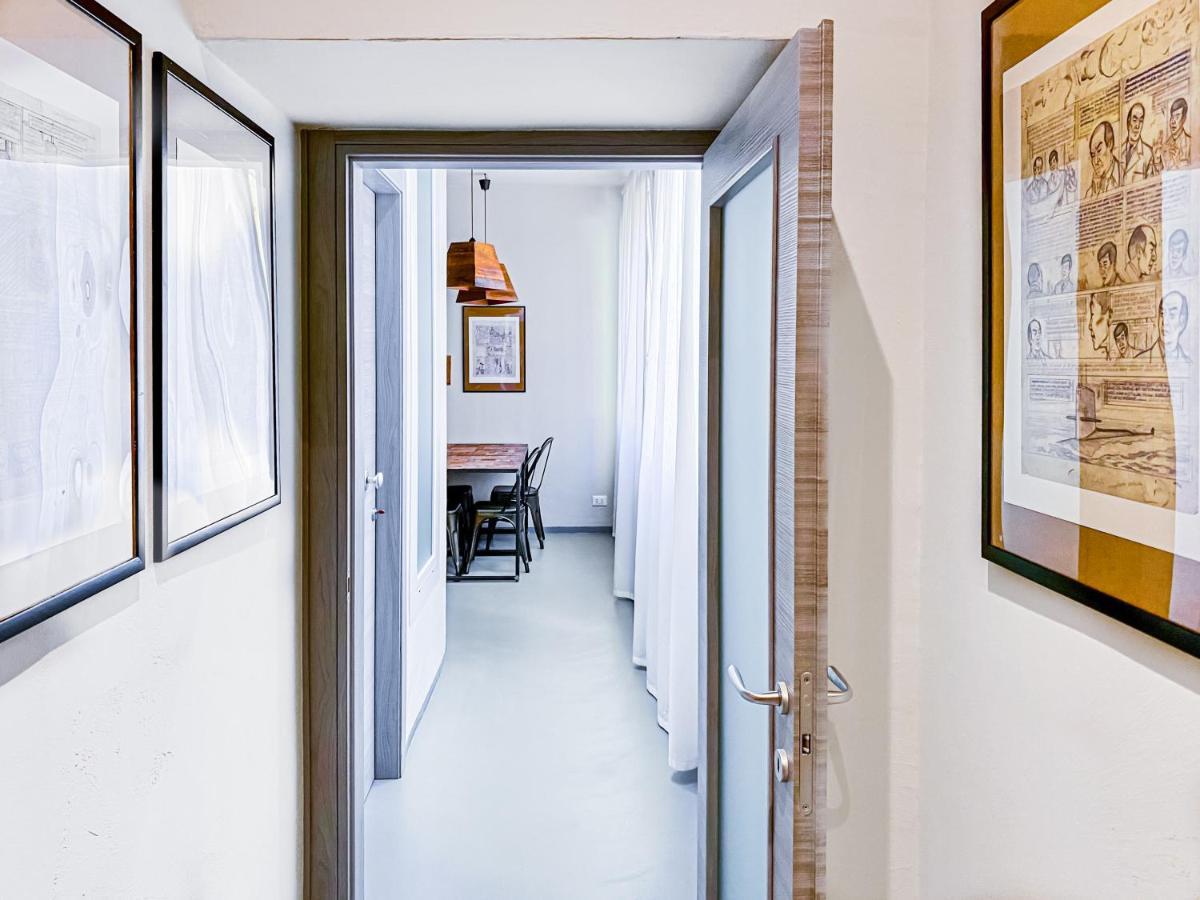 ホテル Tra Piazza Erbe E Piazza Bra Raffinata Maison ヴェローナ エクステリア 写真