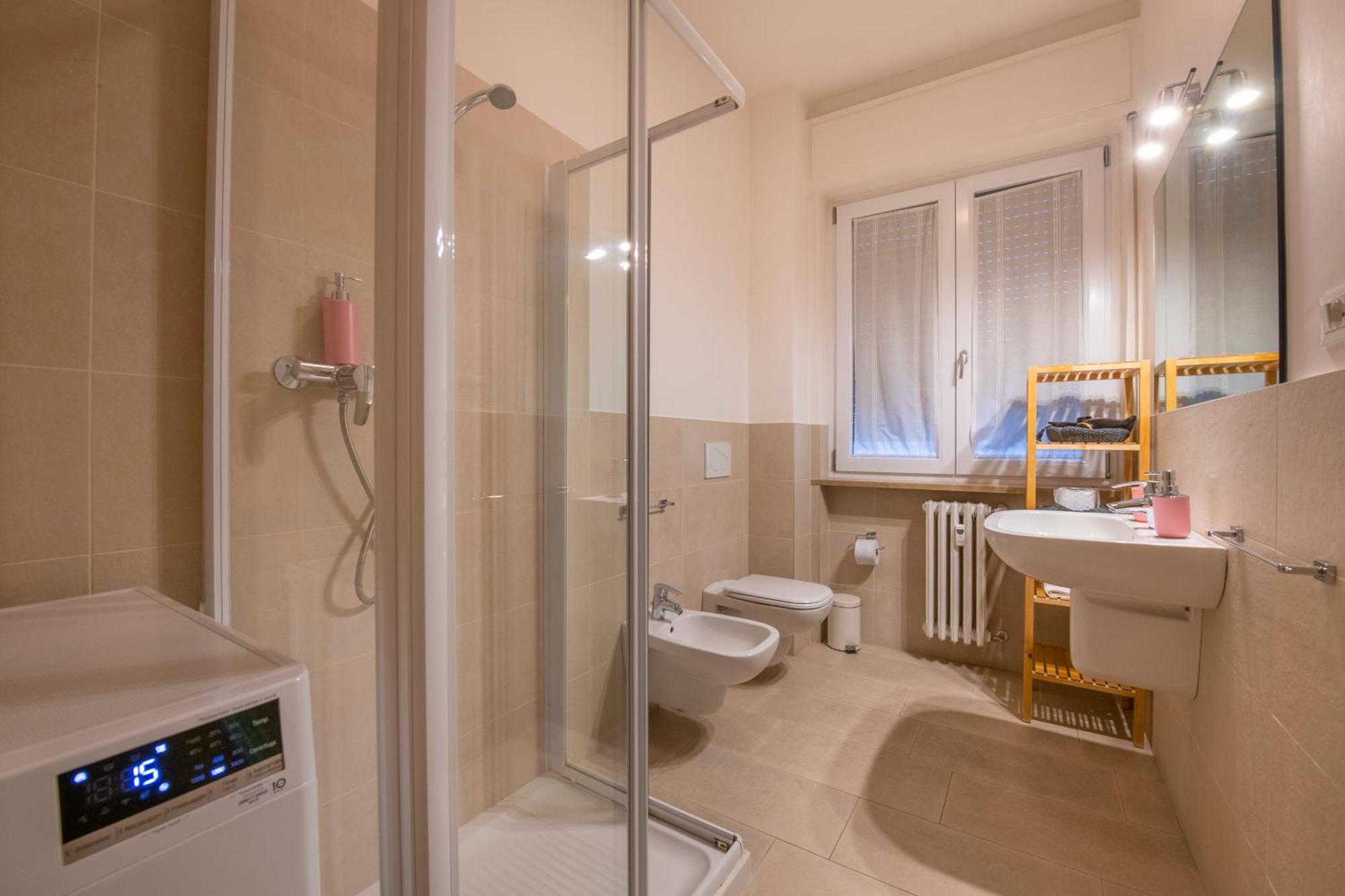 ホテル Tra Piazza Erbe E Piazza Bra Raffinata Maison ヴェローナ エクステリア 写真